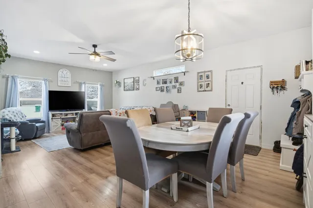 $450,000 | 7009 North Robin Road, Newman Lake, WA 99025