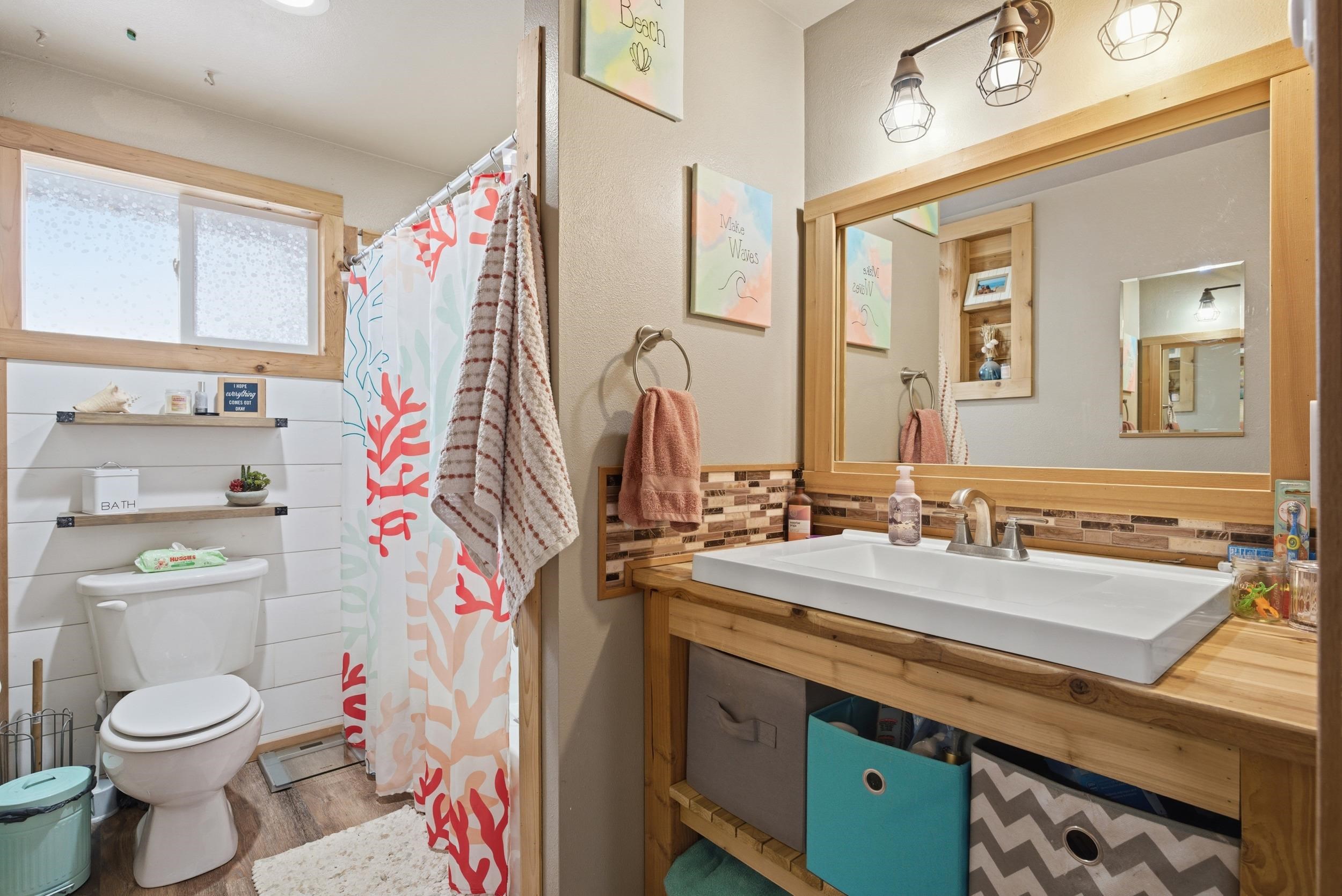 7009 North Robin Road Newman Lake, WA 99025 - Photo 15 of 44