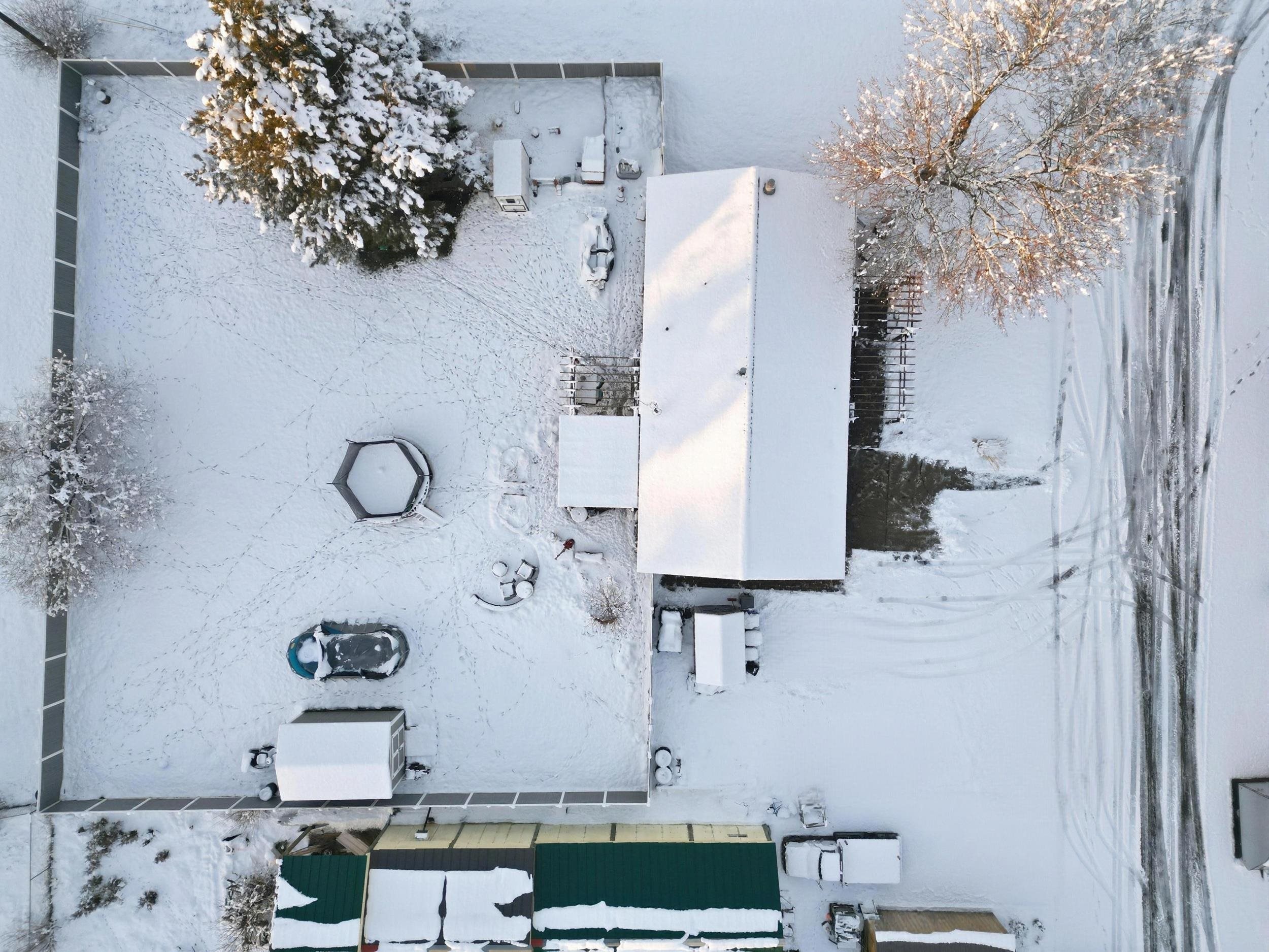 7009 North Robin Road Newman Lake, WA 99025 - Photo 41 of 44