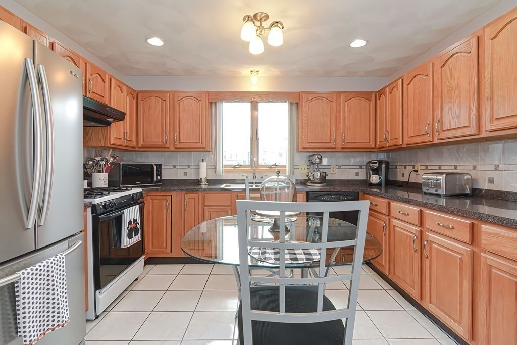 63 Family Drive Fall River, MA 02721 - Photo 5 of 33 Gallery Image 5