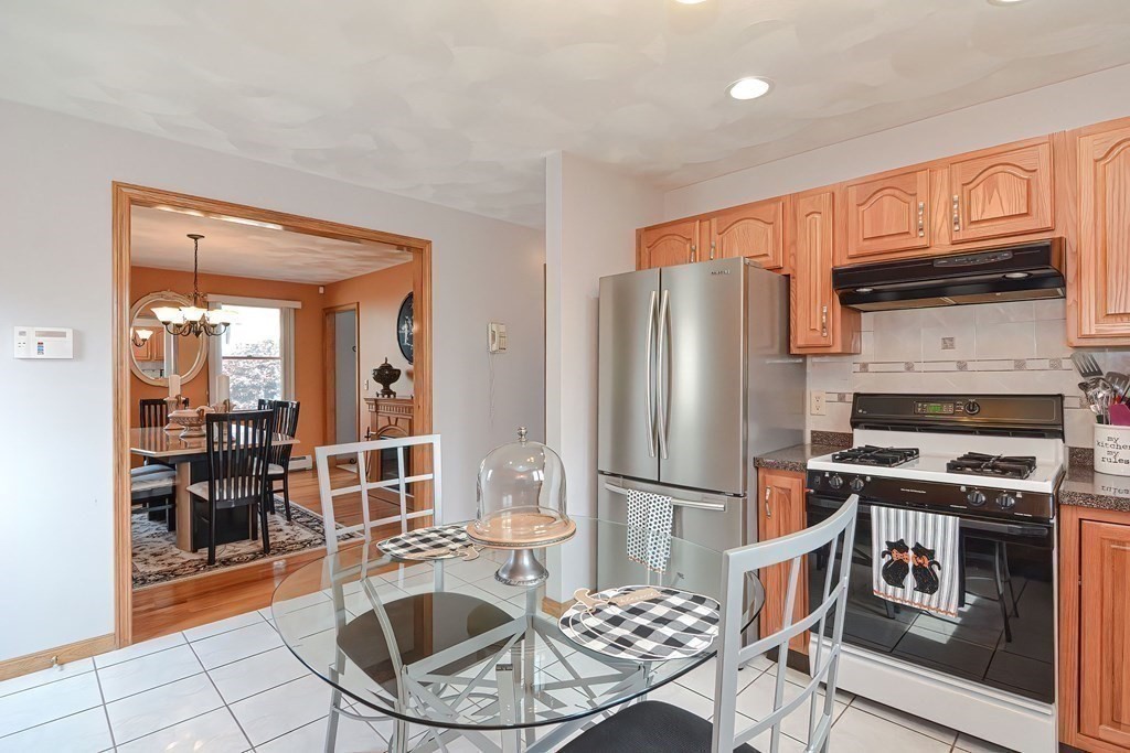 63 Family Drive Fall River, MA 02721 - Photo 6 of 33 Gallery Image 6