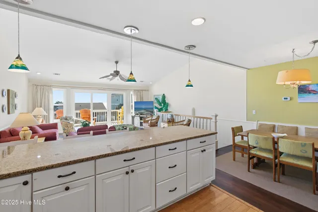 $1,200,000 | 255 East 1st Street, Ocean Isle Beach, NC 28469