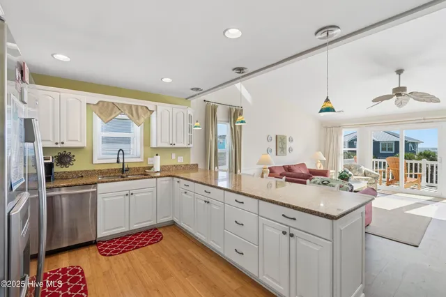 $1,200,000 | 255 East 1st Street, Ocean Isle Beach, NC 28469