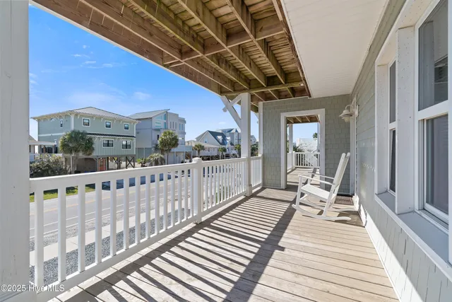 $1,200,000 | 255 East 1st Street, Ocean Isle Beach, NC 28469
