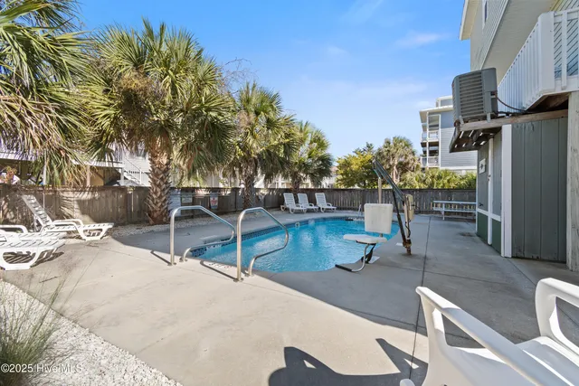 $1,200,000 | 255 East 1st Street, Ocean Isle Beach, NC 28469