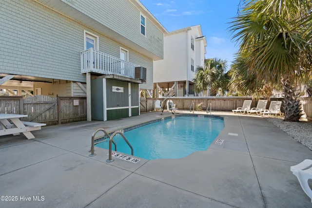 $1,200,000 | 255 East 1st Street, Ocean Isle Beach, NC 28469