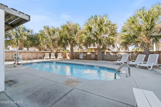 $1,200,000 | 255 East 1st Street, Ocean Isle Beach, NC 28469