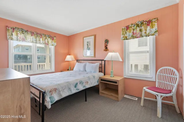 $1,200,000 | 255 East 1st Street, Ocean Isle Beach, NC 28469