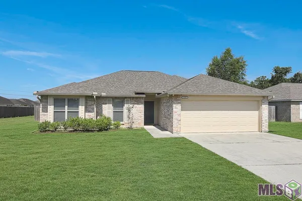 $285,000 | 1310 Point Andrew Drive, Gonzales, LA 70737