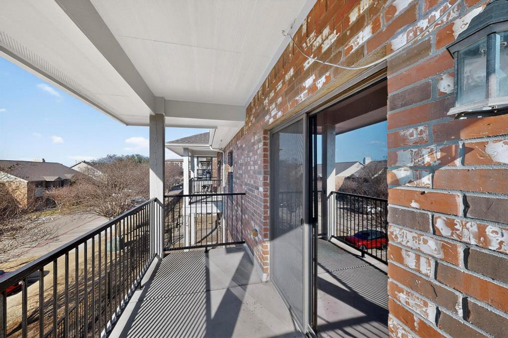 1877 Signal Ridge Place Rockwall, TX 75032 - Photo 2 of 39