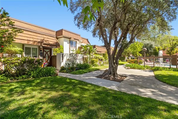 $745,000 | 22170 James Alan Circle, Unit 4, Chatsworth, CA 91311