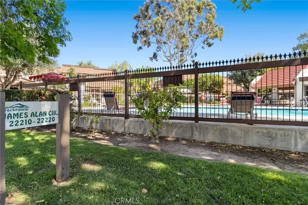 $745,000 | 22170 James Alan Circle, Unit 4, Chatsworth, CA 91311