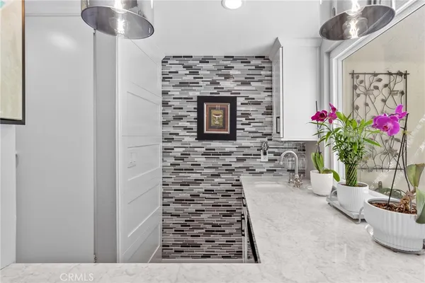 $745,000 | 22170 James Alan Circle, Unit 4, Chatsworth, CA 91311