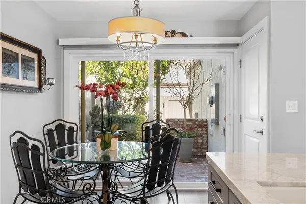 $745,000 | 22170 James Alan Circle, Unit 4, Chatsworth, CA 91311