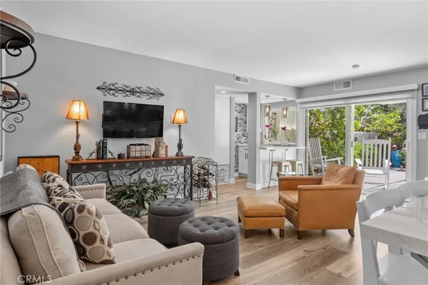 $745,000 | 22170 James Alan Circle, Unit 4, Chatsworth, CA 91311