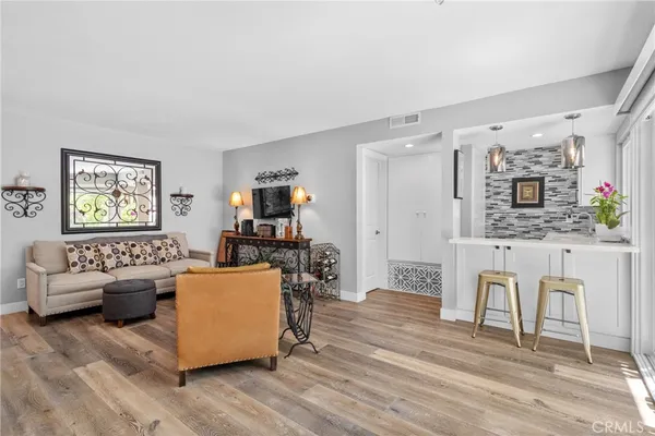 $745,000 | 22170 James Alan Circle, Unit 4, Chatsworth, CA 91311