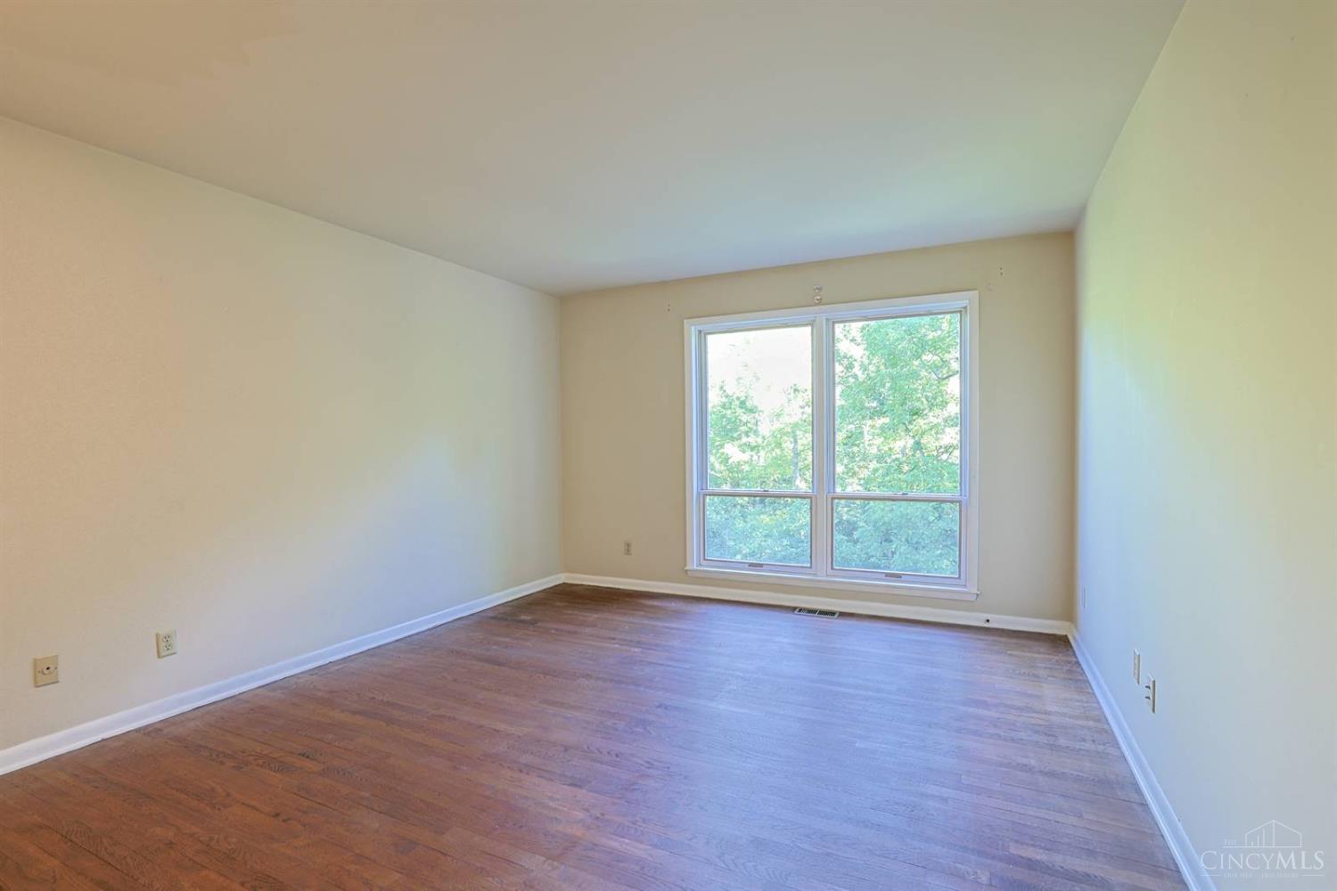 4805 Drake Road Cincinnati, OH 45243 - Photo 42 of 97 Gallery Image 42