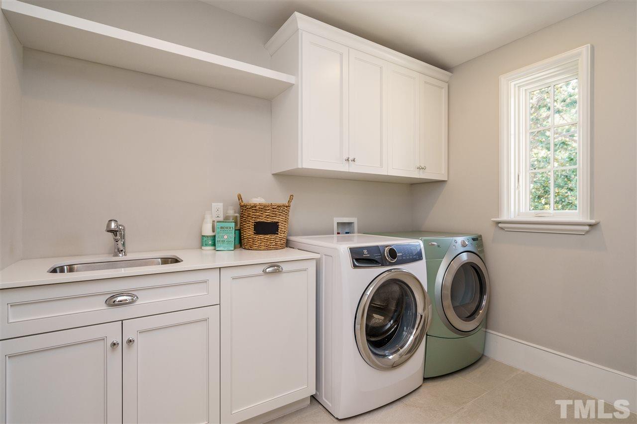 1346 Canterbury Road Raleigh, NC 27608 - Photo 20 of 30