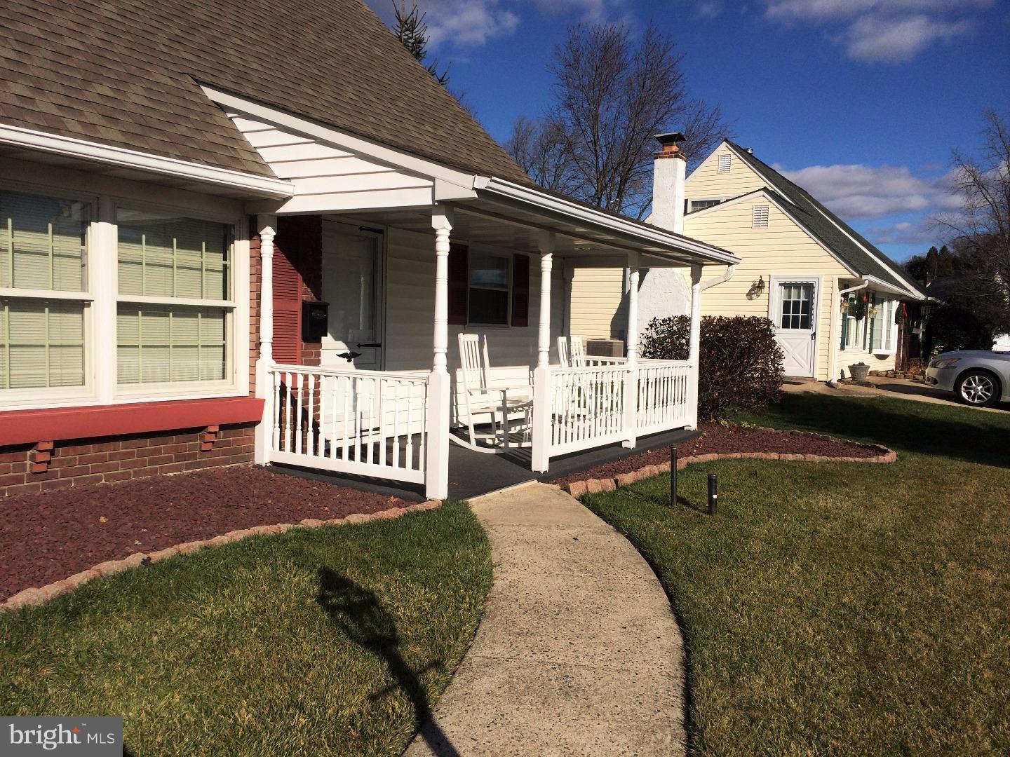 7 Trellis Road Levittown, PA 19056 - Photo 2 of 19
