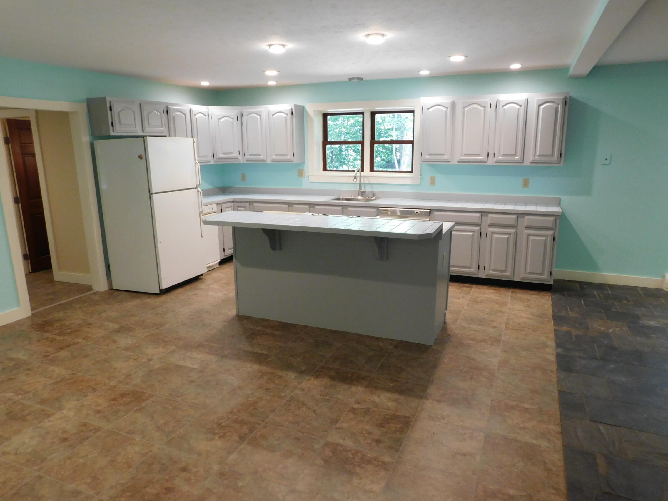217 Railroad Avenue Springvale, ME 04083 - Photo 13 of 49 DSCN2531