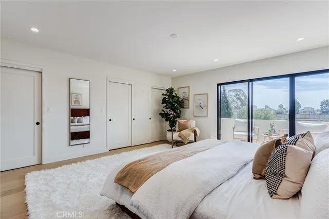 $1,545,000 | 11919 Mayfield Avenue, Unit 2, Los Angeles, CA 90049