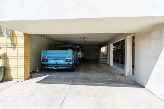 $1,545,000 | 11919 Mayfield Avenue, Unit 2, Los Angeles, CA 90049