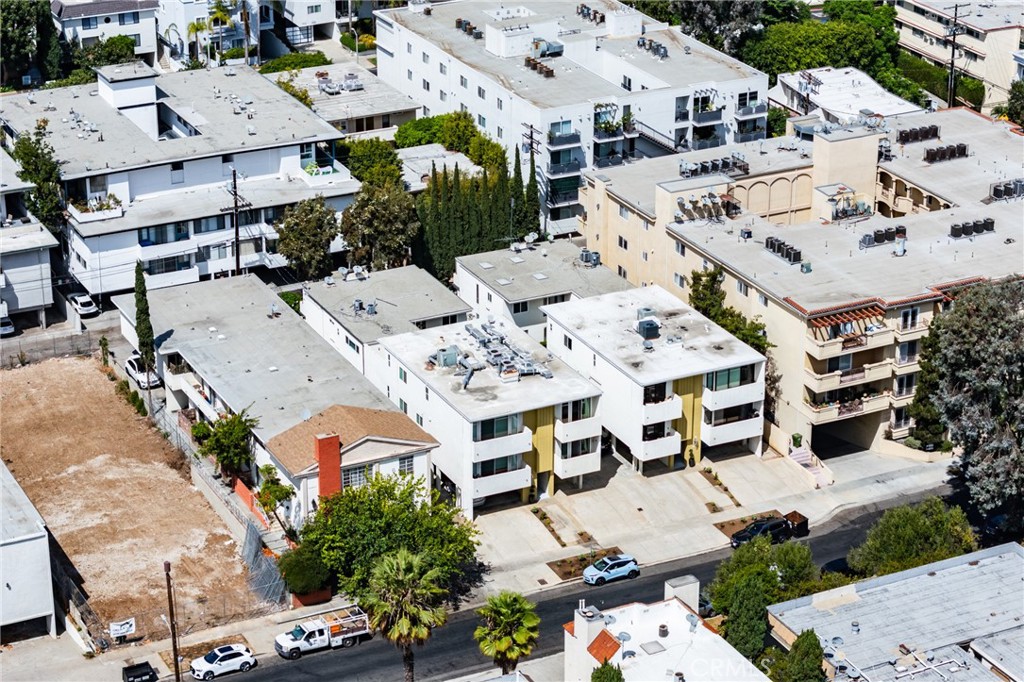 11919 Mayfield Avenue, Unit 2 Los Angeles, CA 90049 - Photo 67 of 75 an aerial view of a building with parking space