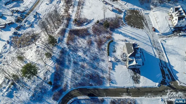 $299,888 | 60 Heritage Drive, West Milford, NJ 07480