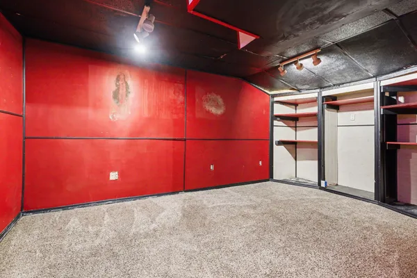 $170,000 | 683 Capital Avenue Northeast, Battle Creek, MI 49017