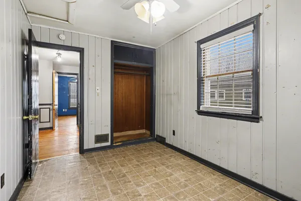 $170,000 | 683 Capital Avenue Northeast, Battle Creek, MI 49017