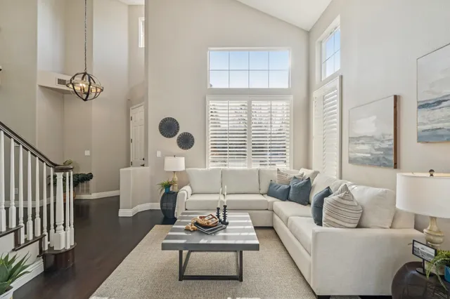 $1,999,000 | 334 Squirrel Ridge Way, Danville, CA 94506