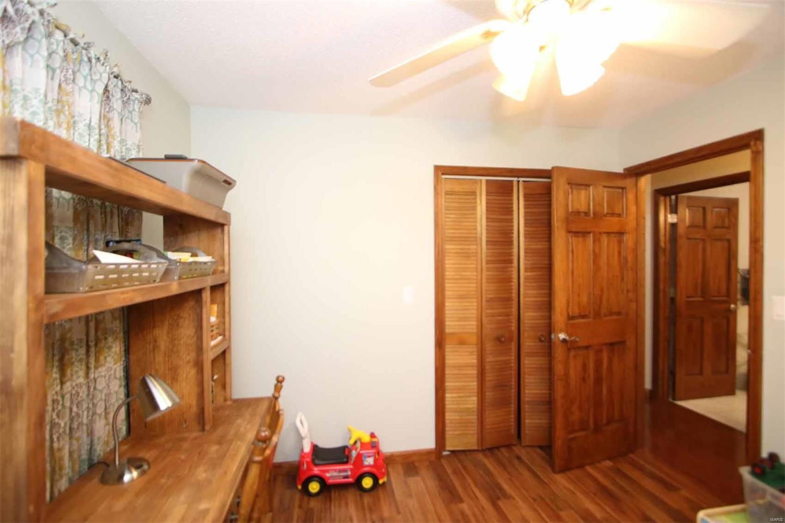 10874 Lake Road Highland, IL 62249 - Photo 22 of 60