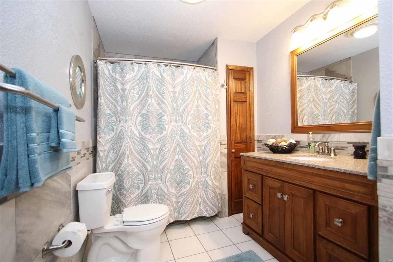 10874 Lake Road Highland, IL 62249 - Photo 23 of 60