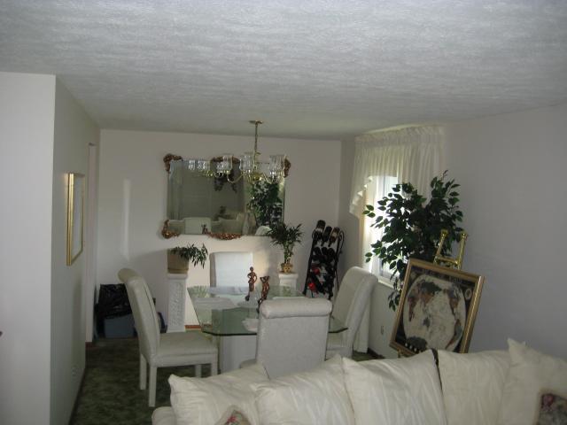 2614 Brownfield Road Columbus, OH 43232 - Photo 10 of 11 Gallery Image 10