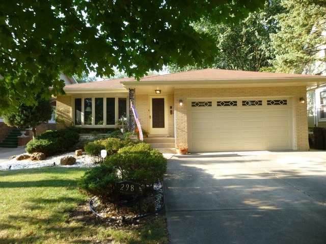 298 Lawton Road Riverside, IL 60546 - Photo 1 of 25