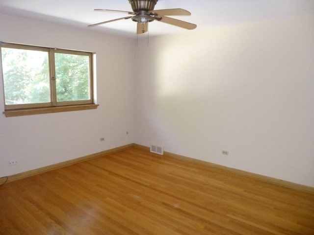 298 Lawton Road Riverside, IL 60546 - Photo 16 of 25