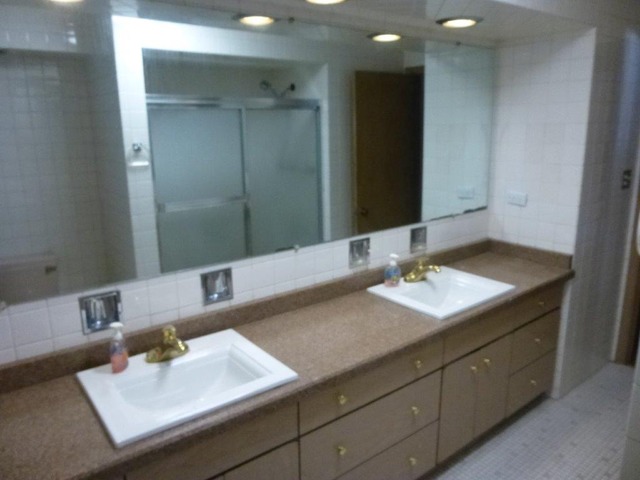 298 Lawton Road Riverside, IL 60546 - Photo 19 of 25