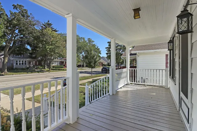 $214,900 | 3409 Wright Avenue, Racine, WI 53405