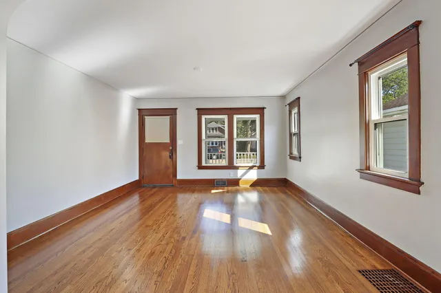 $214,900 | 3409 Wright Avenue, Racine, WI 53405