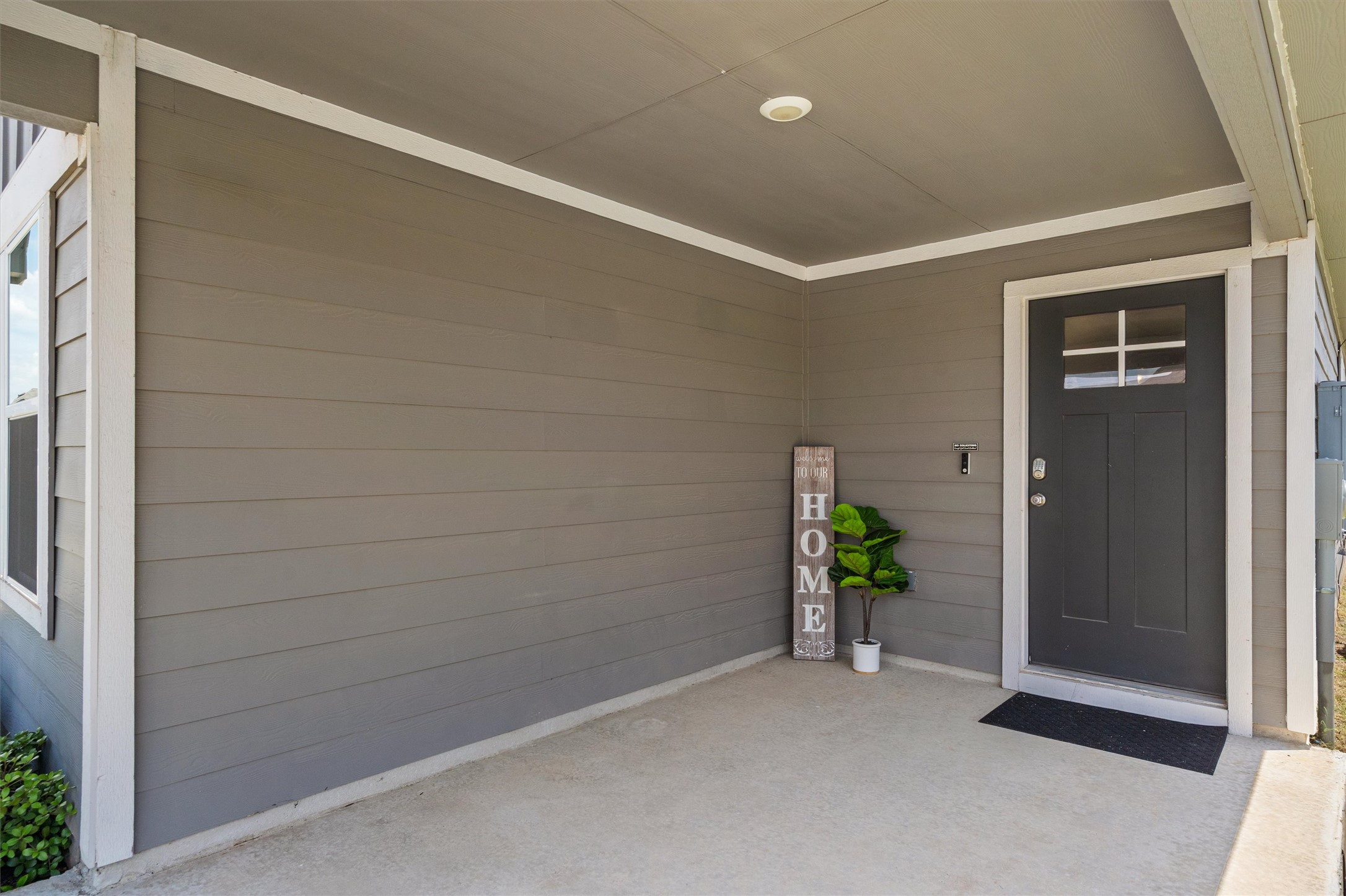 107 Aransas River Road Hutto, TX 78634 - Photo 2 of 23