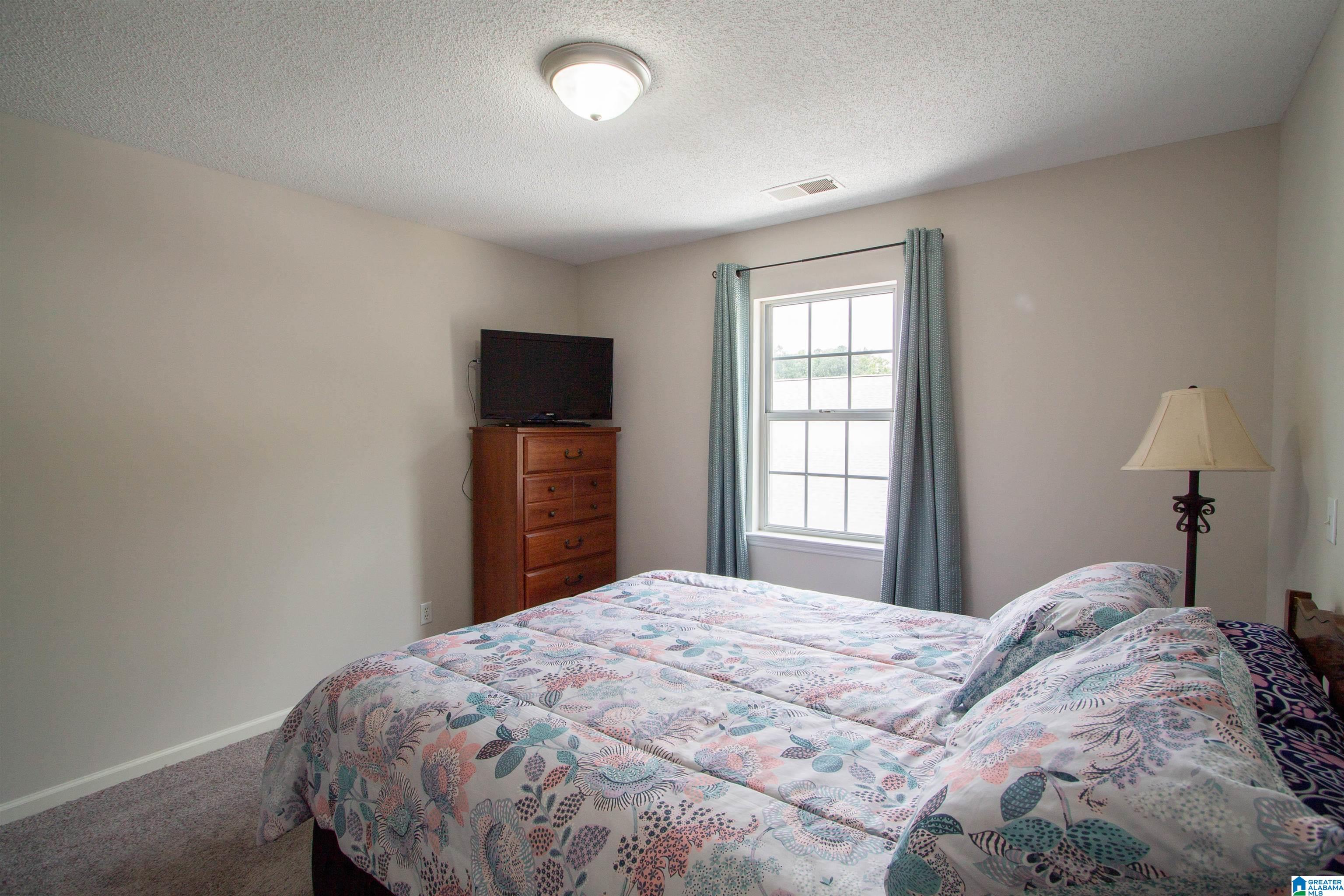 1822 Oakleaf Lane Birmingham, AL 35215 - Photo 23 of 28