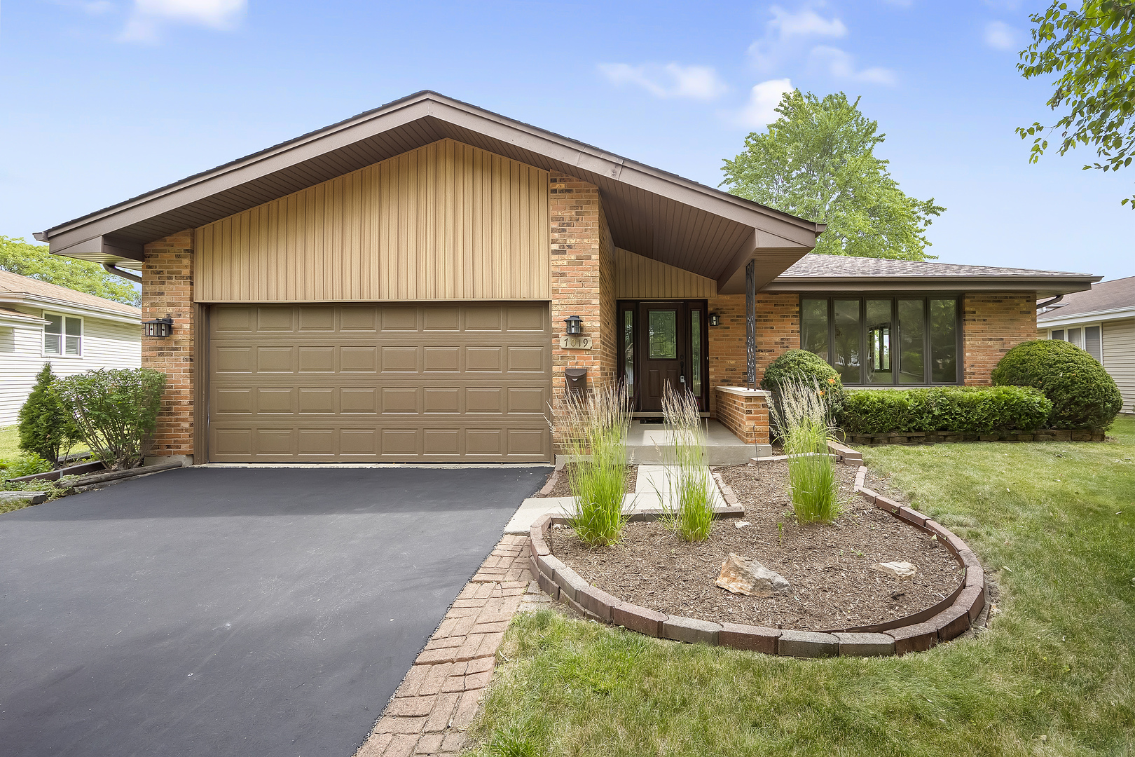 7019 Camden Road Downers Grove, IL 60516 - Photo 2 of 25 a view of a house with backyard