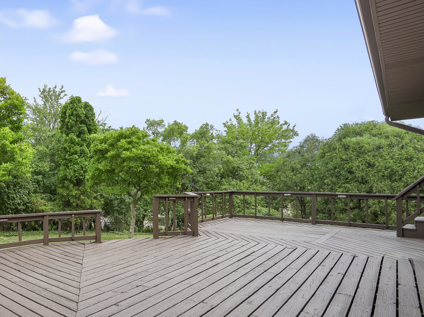 7019 Camden Road Downers Grove, IL 60516 - Photo 23 of 25 a view of balcony with deck and wooden floor