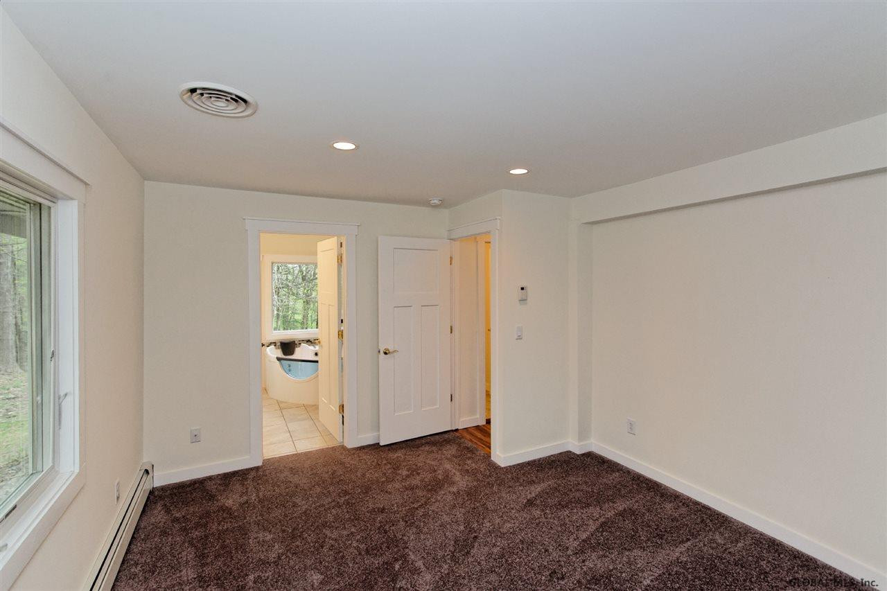 264 Daniels Road Greenfield, NY 12866 - Photo 19 of 25 Photo 19