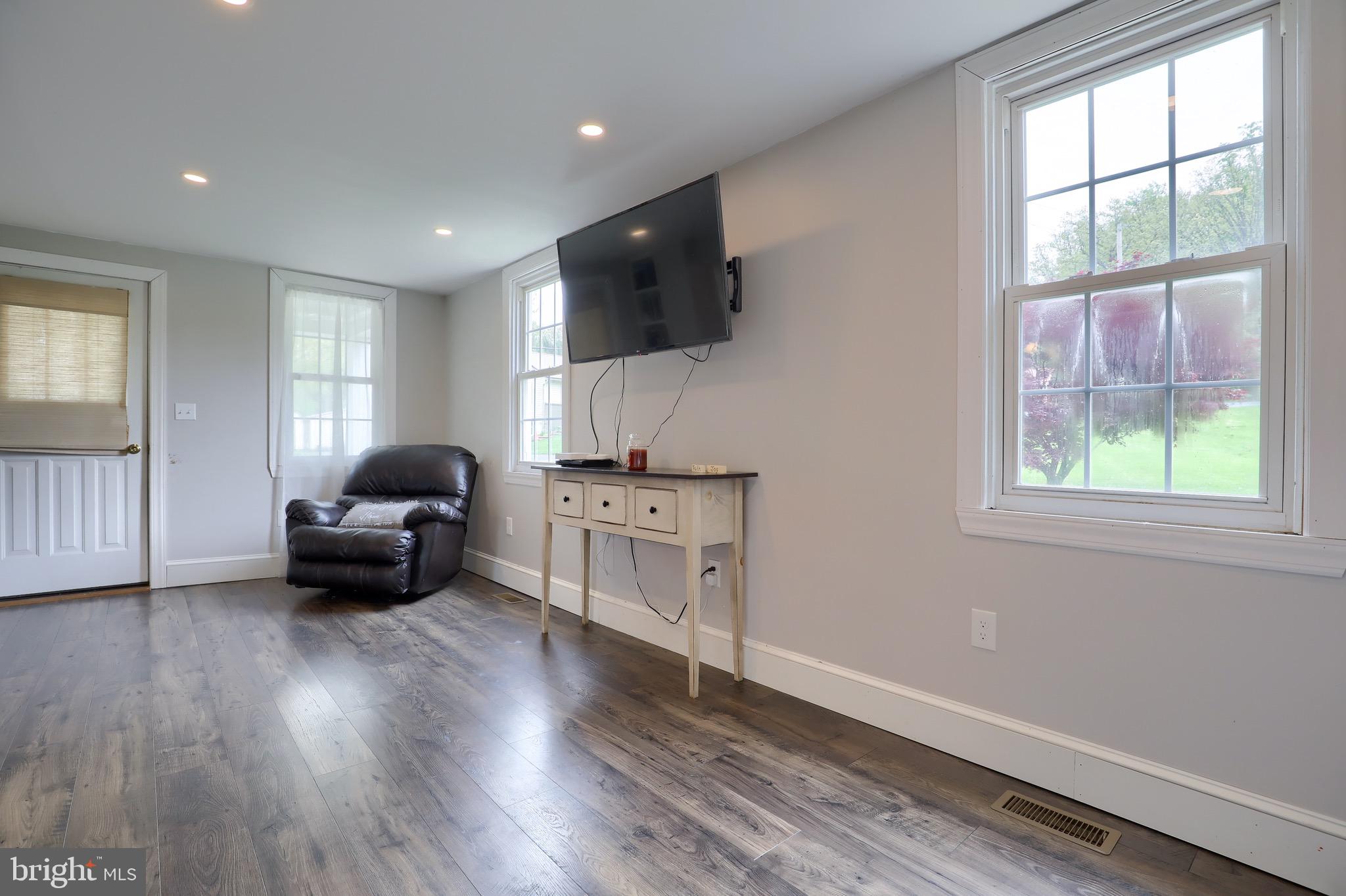 649 Reinholds Road Denver, PA 17517 - Photo 12 of 51