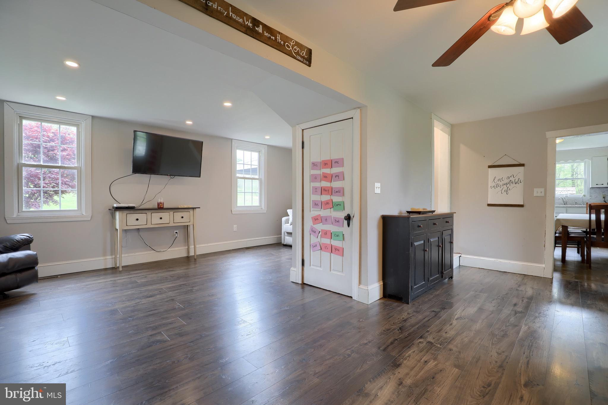 649 Reinholds Road Denver, PA 17517 - Photo 8 of 51