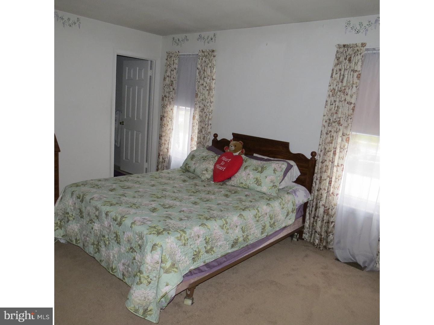 10 Palomar Road Sewell, NJ 08080 - Photo 12 of 22