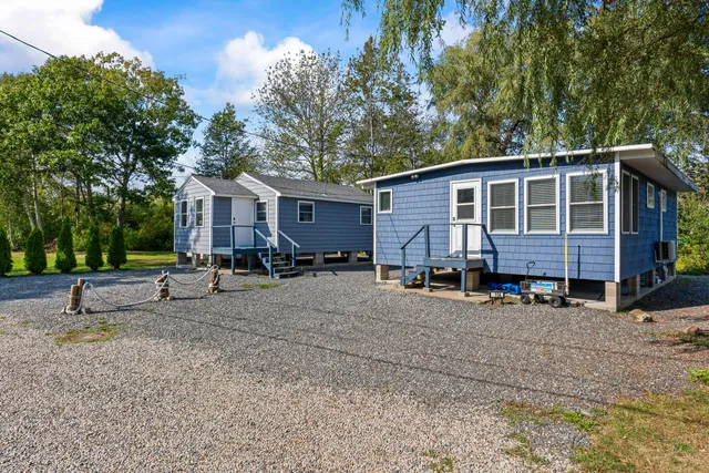 $898,000 | 15 Summer Breeze, Unit A & B, York, ME 03909