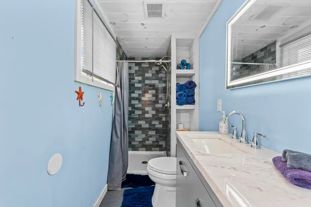 $898,000 | 15 Summer Breeze, Unit A & B, York, ME 03909