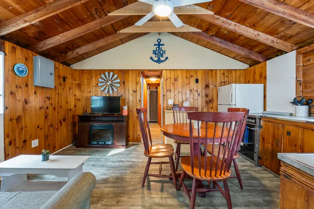 $898,000 | 15 Summer Breeze, Unit A & B, York, ME 03909